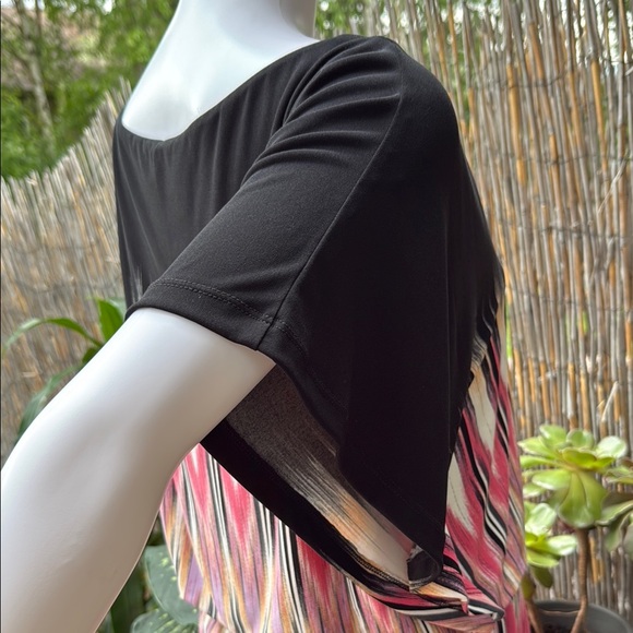 Maggy London Black Dress with Vibrant Pattern- Lined batwing flattering slipover - Picture 5 of 10